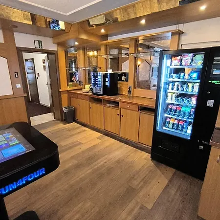 Готель Smart 1 Bb1 202 *